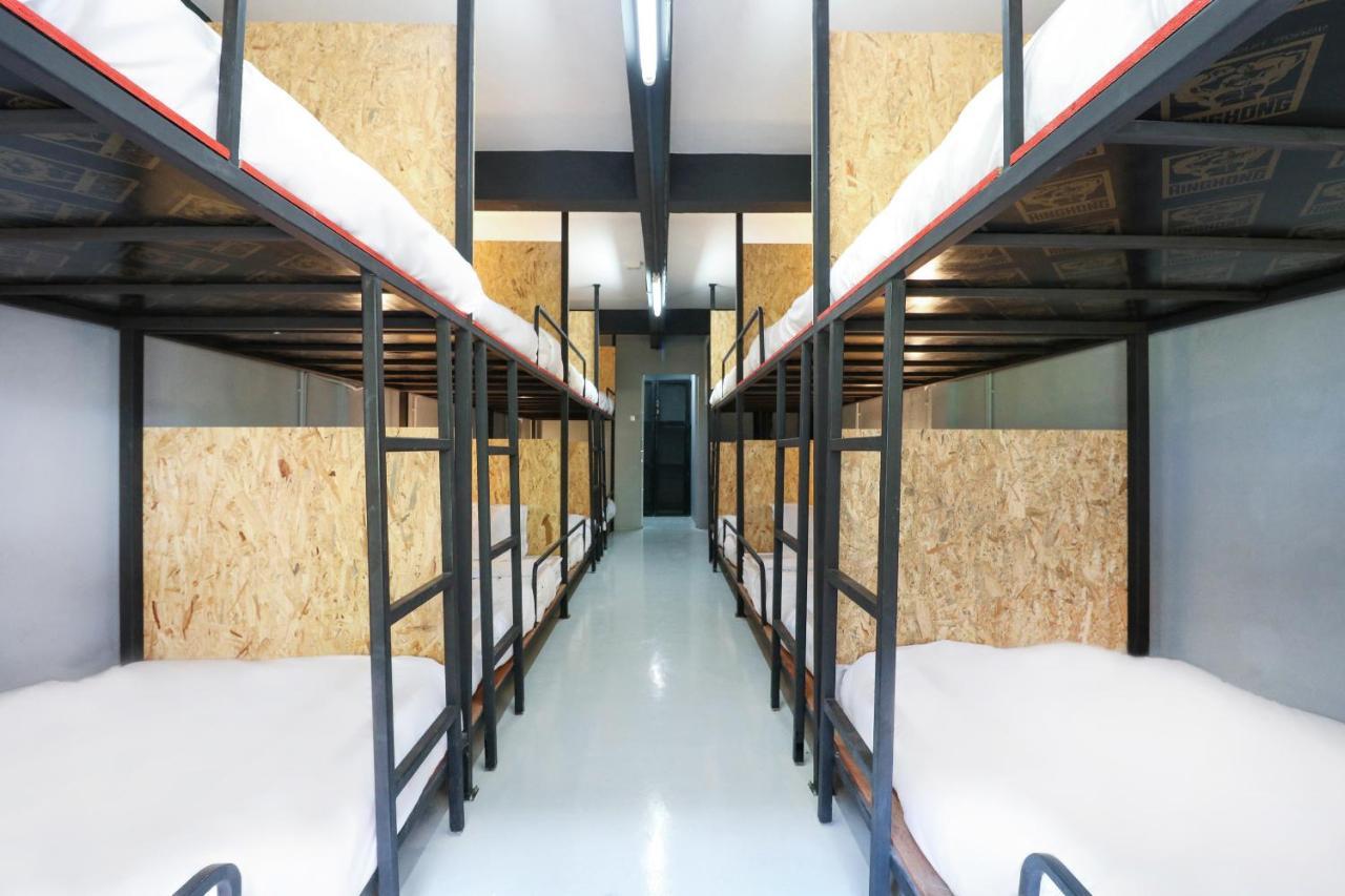 Oyo 823 Oliver'S Hostel (Adults Only) Ban Khlong Nang Li 외부 사진